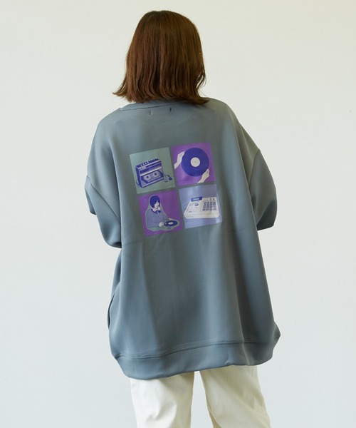Pledge(プレッジ)の「【pledge】ダンボールポンチPT入りクルー/Nトレーナー(BL)(スウェット・メンズ・ホワイト/ブラック/パープル/ブラウン/ブルー・MEDIUM/LARGE)」の13枚目の写真