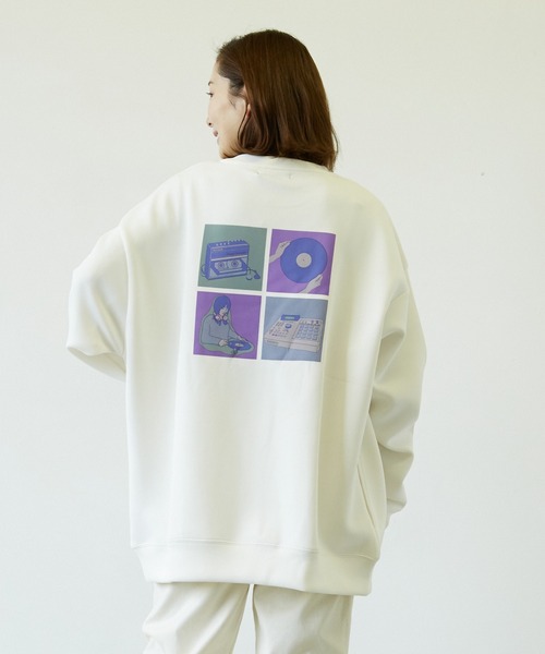 Pledge(プレッジ)の「【pledge】ダンボールポンチPT入りクルー/Nトレーナー(BL)(スウェット・メンズ・ホワイト/ブラック/パープル/ブラウン/ブルー・MEDIUM/LARGE)」の21枚目の写真