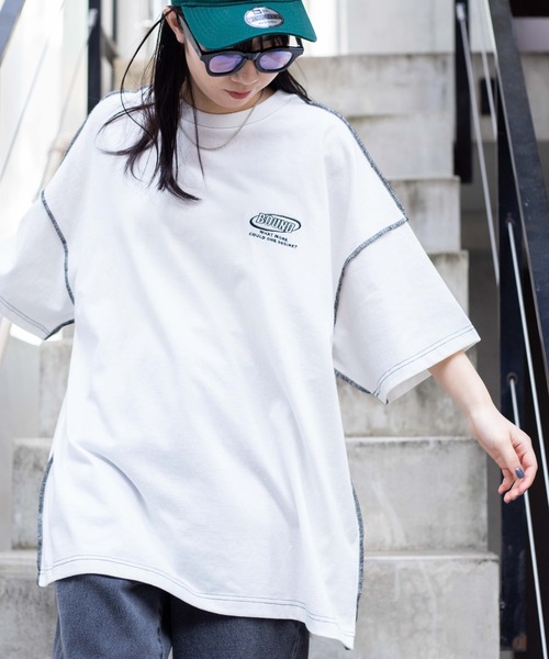 WEGO(ウィゴー)の「WEGO/インサイドアウトステッチビッグT(Tシャツ/カットソー・レディース・ホワイト/ブラック・FREE)」の1枚目の写真