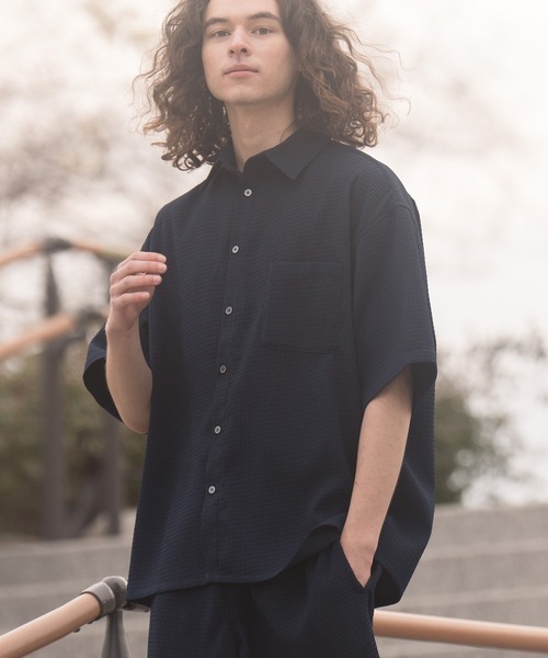 CAMBIO(カンビオ)の「mhs1829-ワッフルレギュラーカラーシャツS-S(シャツ/ブラウス・メンズ・ネイビー/アイボリー/マスタード・M/L/XL)」の14枚目の写真