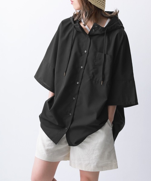 n'OrLABEL(ノアールレーベル)の「【廃盤】『スタンドフーディ五分袖シャツ』(シャツ/ブラウス・レディース・ブラック/ベージュ/オフホワイト・FREE)」の2枚目の写真