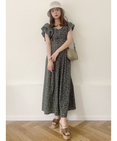 dazzlin（ダズリン）の「ラッフルパフパイピングワンピース（ワンピース・レディース・アイボリー/グレー/グリーン・FREE）」の3枚目の写真