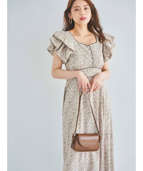 dazzlin（ダズリン）の「ラッフルパフパイピングワンピース（ワンピース・レディース・アイボリー/グレー/グリーン・FREE）」の7枚目の写真