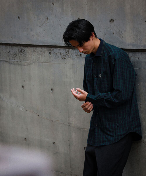 FRED PERRY(フレッドペリー)の「FRED PERRY × BEAMS / 別注 Rib Collar Check Shirt(シャツ/ブラウス・メンズ・ネイビー系/グレー・XL/S/M/L)」の22枚目の写真