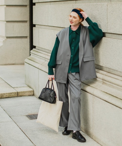 BONLECILL(ボンルシール)の「【セットアップ対応】ボリュームスリーブ ニットポロカーディガン(カーディガン/ボレロ・レディース・チャコールグレー/ブラック/ネイビー/オレンジ/モスグリーン/レッド/ライトオレンジ系/アイボリー・FREE)」の20枚目の写真