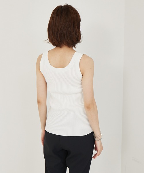 Rouge vif(ルージュヴィフ)の「リブニットタンクトップ(タンクトップ・レディース・ブラウン/ブラック/オフホワイト・フリー)」の9枚目の写真