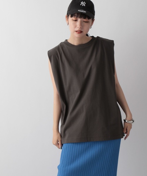LOWRYS FARM(ローリーズファーム)の「ショルダースクエアノースリーブ 344671(Tシャツ/カットソー・レディース・チャコールグレー/ブラック/オフホワイト・FREE)」の13枚目の写真