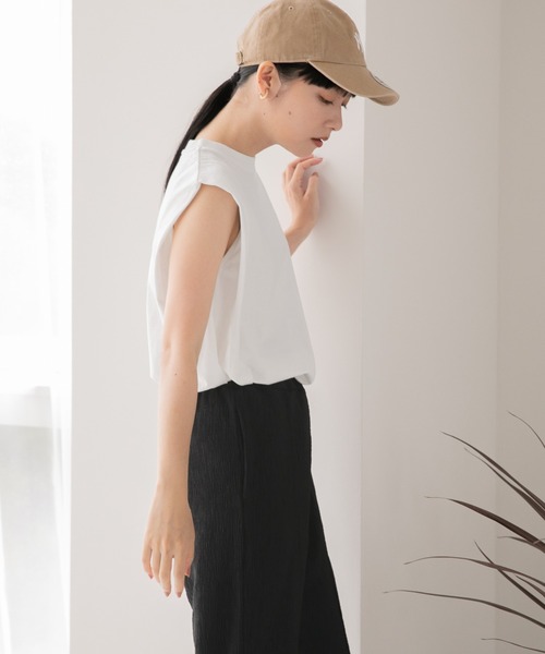 LOWRYS FARM(ローリーズファーム)の「ショルダースクエアノースリーブ 344671(Tシャツ/カットソー・レディース・チャコールグレー/ブラック/オフホワイト・FREE)」の21枚目の写真