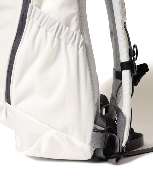 BEAMS BOY（ビームスボーイ）の「ARC’TERYX × BEAMS / 別注 Mantis26（バックパック/リュック・レディース・その他・ONE SIZE）」の11枚目の写真