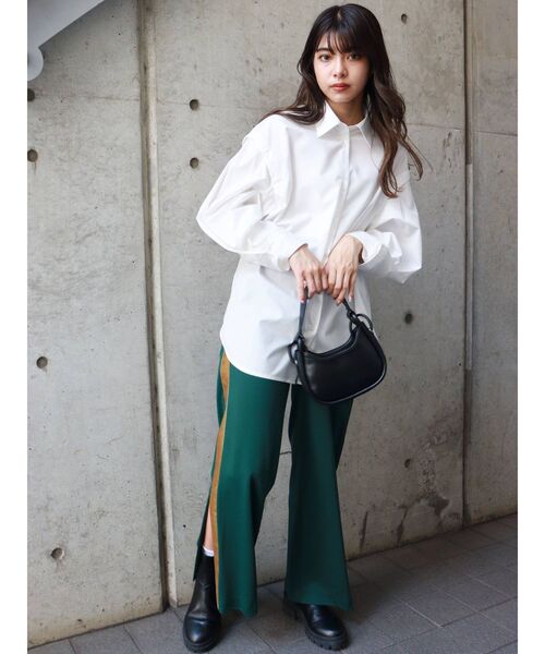 MURUA（ムルーア）の「マルチウェイスリーブシャツ【3WAY着用可能】（シャツ/ブラウス・レディース・その他1/ブルー/ホワイト・FREE）」の5枚目の写真