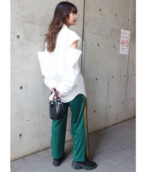 MURUA（ムルーア）の「マルチウェイスリーブシャツ【3WAY着用可能】（シャツ/ブラウス・レディース・その他1/ブルー/ホワイト・FREE）」の7枚目の写真