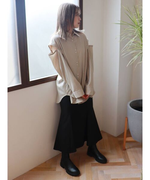 MURUA（ムルーア）の「マルチウェイスリーブシャツ【3WAY着用可能】（シャツ/ブラウス・レディース・その他1/ブルー/ホワイト・FREE）」の11枚目の写真