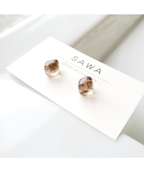 tone（トーン）の「【sawa】一粒ピアス(MA)（ピアス（両耳用）・レディース・スカイブルー/グレー/ターコイズブルー/ライム/ブルー/その他/クリア/ラベンダー/ピンク系その他/シャンパン/ブラウン/パープル系その他/パープル系その他2/パープル系その他3/ブルー系その他2/グリーン系その他/ブルー系その他/カーキ/ブルー系その他3/グリーン・FREE）」の3枚目の写真