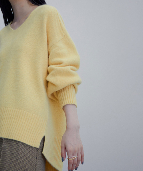 ADAM ET ROPE'（アダムエロペ）の「ファーニットプルオーバー（ニット/セーター・レディース・ブルー/ホワイト/ブラック/クリーム・FREE）」の18枚目の写真