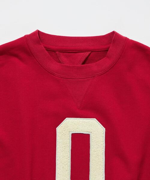 green label relaxing（グリーンレーベルリラクシング）の「【WEB限定】＜kinokoさん × GLR or＞ 刺繍 レタード 長袖 スウェット（スウェット・メンズ・オフホワイト/レッド/ネイビー・S/M/L）」の5枚目の写真