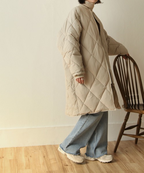 Chillfar（チルファー）の「ロング丈中綿ダウンコート（ダウンジャケット/コート・レディース・ブラック/カーキ/アイボリー・MEDIUM/LARGE）」の7枚目の写真