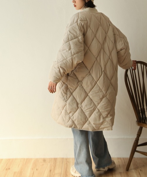 Chillfar（チルファー）の「ロング丈中綿ダウンコート（ダウンジャケット/コート・レディース・ブラック/カーキ/アイボリー・MEDIUM/LARGE）」の10枚目の写真