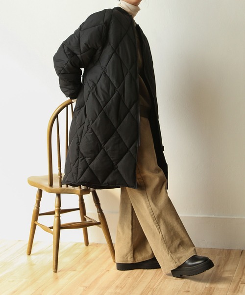 Chillfar（チルファー）の「ロング丈中綿ダウンコート（ダウンジャケット/コート・レディース・ブラック/カーキ/アイボリー・MEDIUM/LARGE）」の14枚目の写真