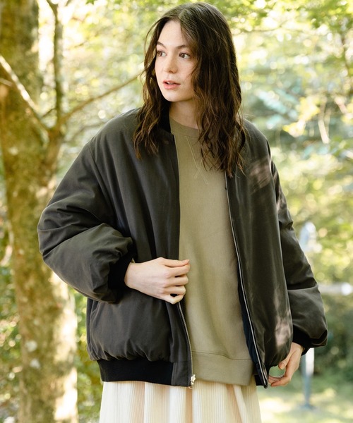 OUTDOOR PRODUCTS APPAREL(アウトドアプロダクツアパレル)の「2WAY リバーシブル ビッグシルエット バルーンシルエット MA-1 ジャケット(MA-1・レディース・ブラック/ブラウン/カーキ・MEDIUM)」の13枚目の写真