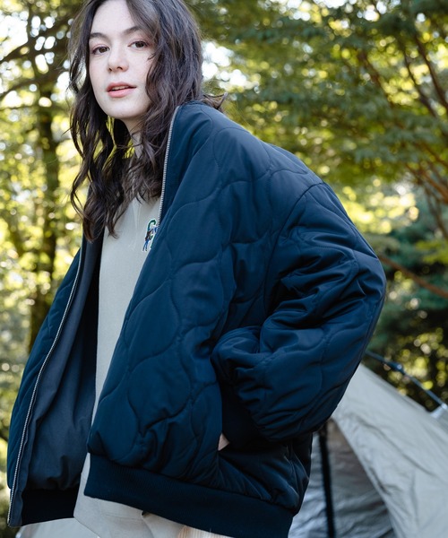 OUTDOOR PRODUCTS APPAREL(アウトドアプロダクツアパレル)の「2WAY リバーシブル ビッグシルエット バルーンシルエット MA-1 ジャケット(MA-1・レディース・ブラック/ブラウン/カーキ・MEDIUM)」の16枚目の写真