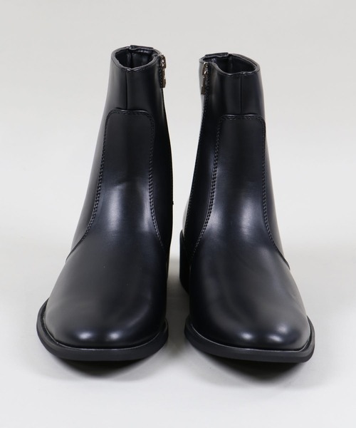 SPINNS(スピンズ)の「フェイクレザー ジップアップヒールブーツ(ブーツ・メンズ・ブラック・27cm/25cm/26cm)」の2枚目の写真