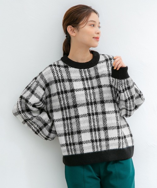 Honeys（ハニーズ）の「チェック柄ニット（ニット/セーター・レディース・パープル系その他/ブラック系その他/グレー系その他/グリーン系その他・M/L/S/LL）」の7枚目の写真