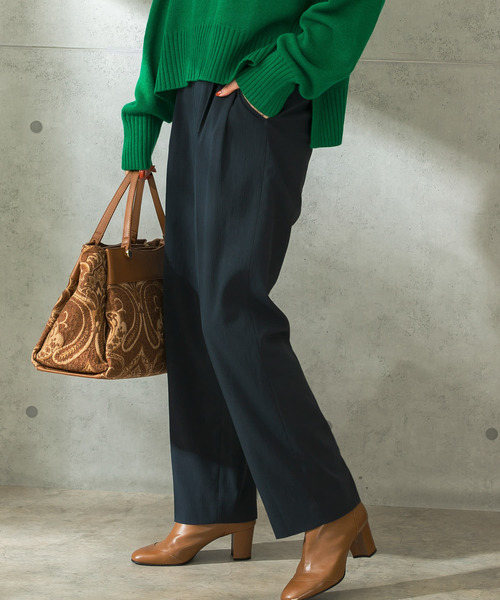 URBAN RESEARCH ROSSO WOMEN(アーバンリサーチ ロッソ)の「カーブフォルムハイウエストパンツ(その他パンツ・レディース・チャコールグレー/パープル系その他・38/36)」の4枚目の写真