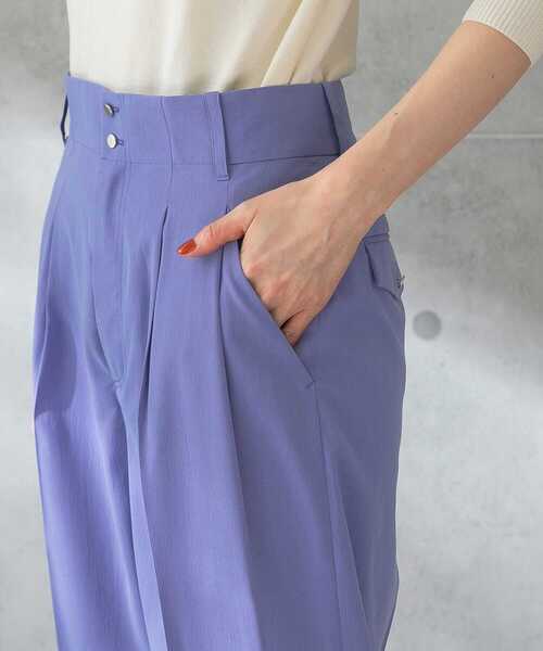URBAN RESEARCH ROSSO WOMEN(アーバンリサーチ ロッソ)の「カーブフォルムハイウエストパンツ(その他パンツ・レディース・チャコールグレー/パープル系その他・38/36)」の21枚目の写真