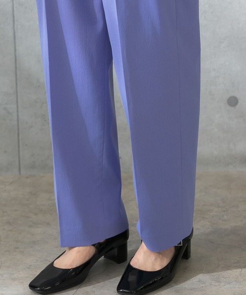 URBAN RESEARCH ROSSO WOMEN(アーバンリサーチ ロッソ)の「カーブフォルムハイウエストパンツ(その他パンツ・レディース・チャコールグレー/パープル系その他・38/36)」の22枚目の写真