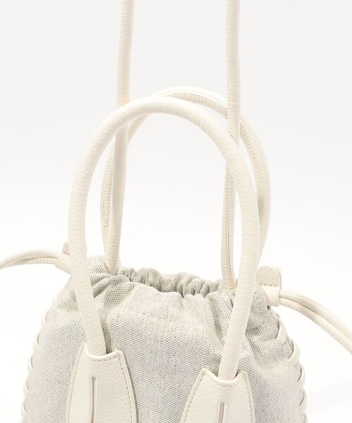 TOMORROWLAND (トゥモローランド)の「【WEB限定・別注】ADD CULUMN TURN S ショルダーバッグ(ショルダーバッグ・レディース・ホワイト/ピンク・FREE)」の8枚目の写真