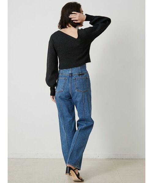 LAGUNAMOON(ラグナムーン)の「ハイウエストピンタックデニムパンツ(デニムパンツ・レディース・ブルー/インディゴブルー・SMALL/MEDIUM)」の17枚目の写真