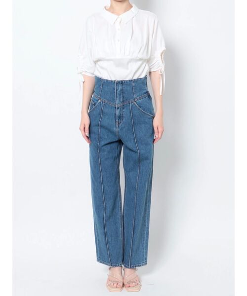 LAGUNAMOON(ラグナムーン)の「ハイウエストピンタックデニムパンツ(デニムパンツ・レディース・ブルー/インディゴブルー・SMALL/MEDIUM)」の7枚目の写真