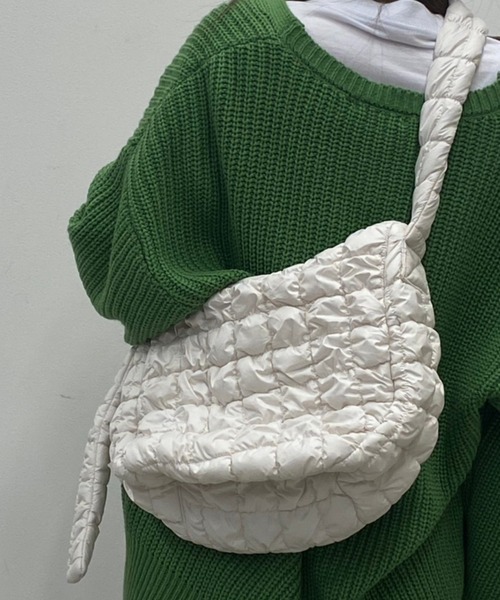 WEGO（ウィゴー）の「WEGO/キルティングBIGショルダーバッグ（ショルダーバッグ・レディース・ホワイト系その他/カーキ/ホワイト/ブラック・FREE）」の18枚目の写真