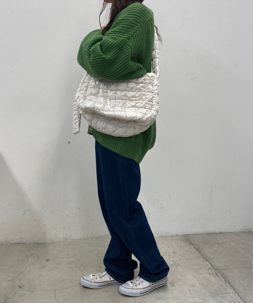 WEGO（ウィゴー）の「WEGO/キルティングBIGショルダーバッグ（ショルダーバッグ・レディース・ホワイト系その他/カーキ/ホワイト/ブラック・FREE）」の14枚目の写真