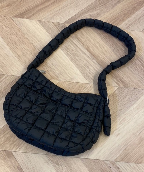 WEGO（ウィゴー）の「WEGO/キルティングBIGショルダーバッグ（ショルダーバッグ・レディース・ホワイト系その他/カーキ/ホワイト/ブラック・FREE）」の12枚目の写真