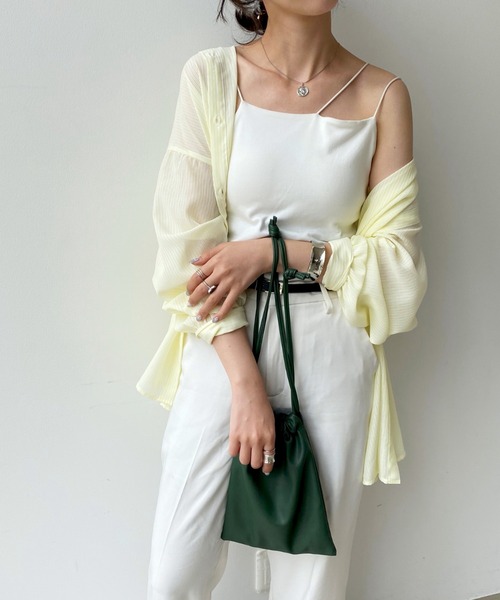 RAY CASSIN(レイカズン)の「シアーストライプシャツ(シャツ/ブラウス・レディース・ブルー/ネイビー/ピンク/グリーン/イエロー/ブラック・FREE)」の5枚目の写真