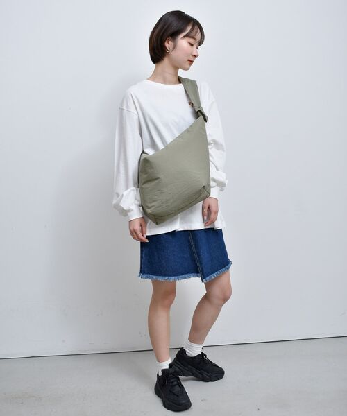 RETRO GIRL(レトロガール)の「デニムミニSK(デニムスカート・レディース・ライトグレー/ブラック/ダークブルー・FREE)」の10枚目の写真