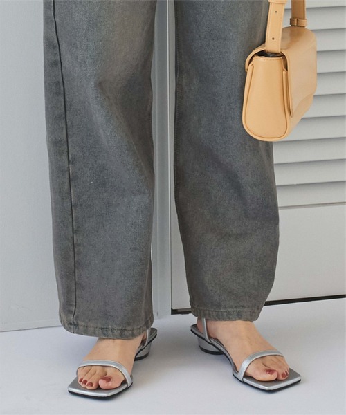 titivate（ティティベイト）の「スクエアトゥナローサンダル（サンダル・レディース・ブラック/キャメル/グリーン/オフホワイト/オレンジ/ブラック系その他/イエロー系その他2/イエロー系その他/シルバー系その他/ブラウン系その他・M/S/L/LL）」の10枚目の写真