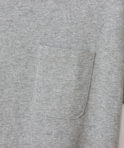 Champion(チャンピオン)の「【Champion/チャンピオン】レディース ショートスリーブポケットTシャツ(Tシャツ/カットソー・レディース・ホワイト/グレー/グリーン系その他/ライトピンク/ブラック/ベージュ系その他3/ブラウン/オートミール/グリーン系その他2/ブルー系その他2/バーガンディー/ネイビー・MEDIUM/LARGE)」の18枚目の写真