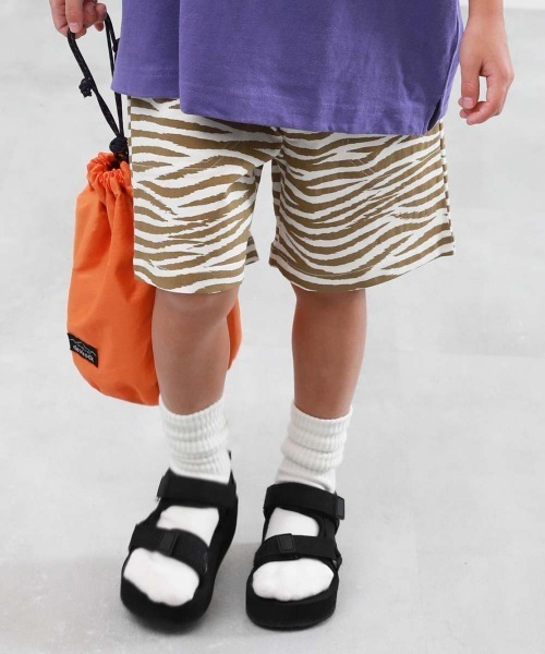 devirock（デビロック）の「よくばりストレッチ ツイル 総柄ベイカーハーフパンツ（その他パンツ・キッズ・ダークベージュ/ブラック/グレー系その他/グリーン系1/ベージュ系1/パープル系1・100cm/110cm/120cm/130cm/140cm/150cm/160cm）」の4枚目の写真