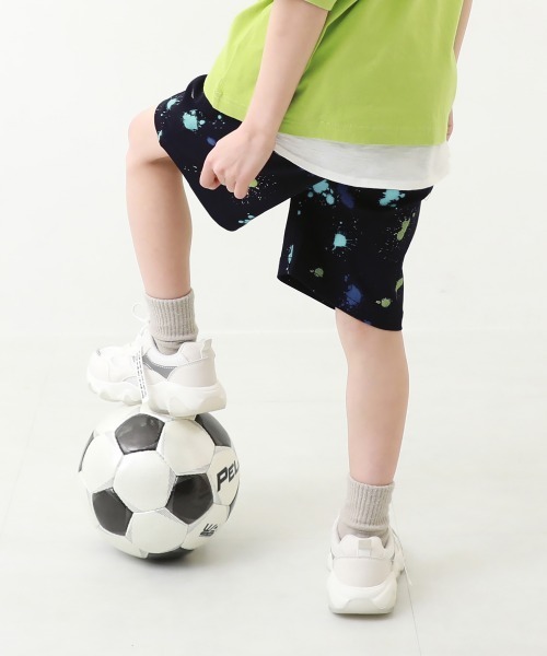 devirock（デビロック）の「よくばりストレッチ ツイル 総柄ベイカーハーフパンツ（その他パンツ・キッズ・ダークベージュ/ブラック/グレー系その他/グリーン系1/ベージュ系1/パープル系1・100cm/110cm/120cm/130cm/140cm/150cm/160cm）」の2枚目の写真