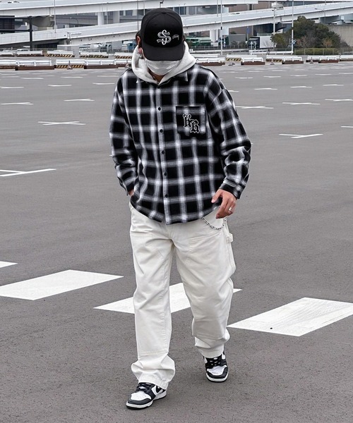 kutir（クティール）の「ロゴ刺繍オンブレチェックビッグシャツ（シャツ/ブラウス・メンズ・パープル系その他/ホワイト系その他/グレー・SMALL/LARGE/MEDIUM）」の18枚目の写真