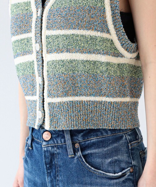 Ray BEAMS（レイビームス）の「Ray BEAMS / メランジ ボーダー ベスト（ベスト・レディース・ブルー系その他3/レッド・ONE SIZE）」の21枚目の写真