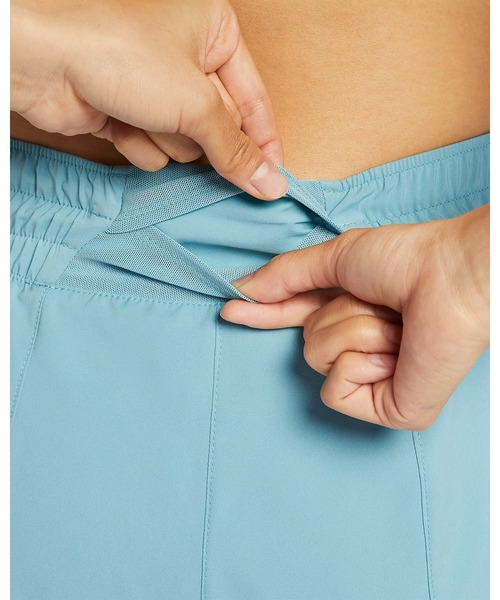 NIKE(ナイキ)の「《NIKEアパレル》ナイキ WS ワン DF MR BR ショート 3インチ(その他パンツ・レディース・ブラック/ブラウン系その他/ターコイズブルー/ダークネイビー/グレー系その他/ピンク系その他・L/S/XS/M/XL)」の17枚目の写真