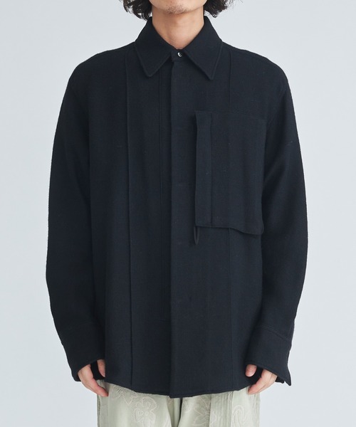 NVRFRGT（ネヴァーフォーゲット）の「【NVRFRGT/ネヴァーフォーゲット】WOOL LINEN HERRING BONE HOOK FRONT SHIRT（シャツ/ブラウス・メンズ・グレー/ブラック・1/2）」の2枚目の写真