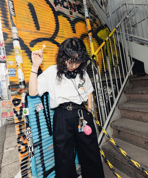 BEN DAVIS（ベンデイビス）の「【23SS】【BEN DAVIS/ベン デイヴィス】 BALL ＆ DICE TEE/別注/プリントTシャツ/ユニセックス【限定展開】（Tシャツ/カットソー・メンズ・ブルー/ブラック/ホワイト/ライトグレー・SMALL/MEDIUM/LARGE/X-LARGE）」の19枚目の写真