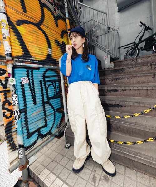 BEN DAVIS（ベンデイビス）の「【23SS】【BEN DAVIS/ベン デイヴィス】 BALL ＆ DICE TEE/別注/プリントTシャツ/ユニセックス【限定展開】（Tシャツ/カットソー・メンズ・ブルー/ブラック/ホワイト/ライトグレー・SMALL/MEDIUM/LARGE/X-LARGE）」の21枚目の写真