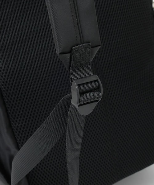 LAKOLE（ラコレ）の「スロープデイバッグ / 198932（バックパック/リュック・レディース・ブラック/ベージュ/ネイビー・FREE）」の14枚目の写真