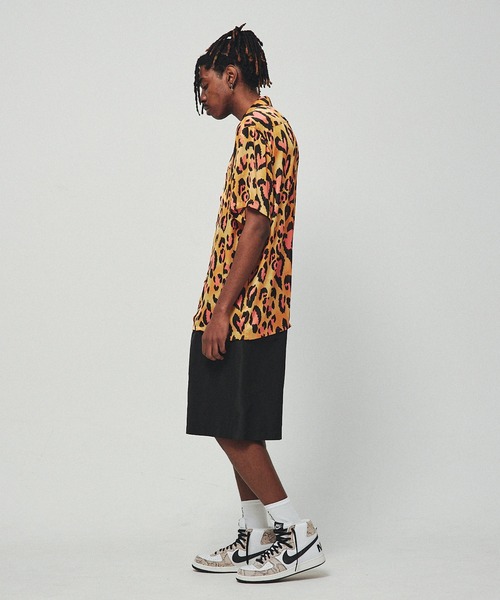 NOISE MAKER（ノイズメーカー）の「ハートレオパードオープンカラーシャツ（シャツ/ブラウス・メンズ・ブルー/オレンジ・M/L/XL）」の9枚目の写真