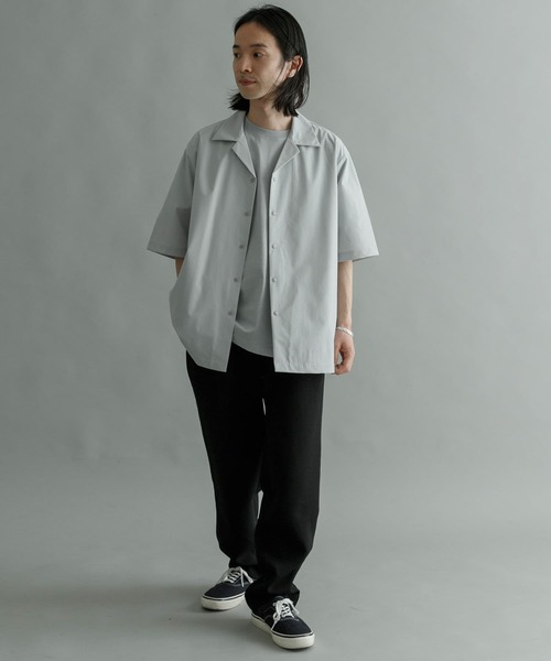 URBAN RESEARCH(アーバンリサーチ)の「『撥水/イージーケア』SOLOTEX STRETCH SHORT-SLEEVE SHIRTS(シャツ/ブラウス・メンズ・ネイビー/ブラック/グレー系その他・MEDIUM/LARGE)」の15枚目の写真